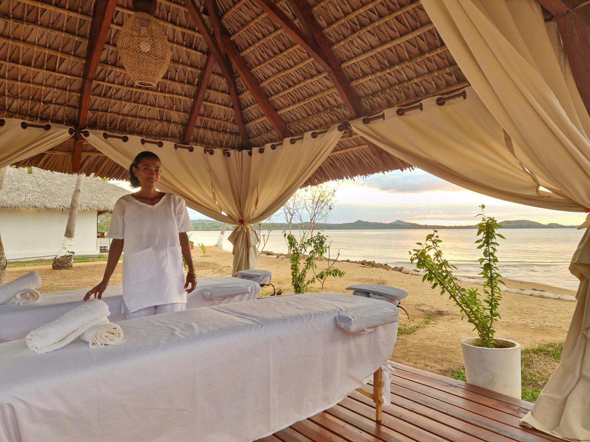 Long Beach Resort, Nosy-Be Dış mekan fotoğraf
