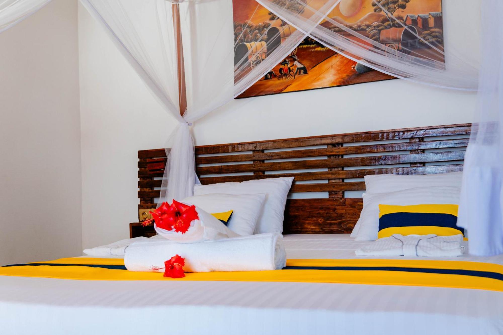Long Beach Resort, Nosy-Be Dış mekan fotoğraf